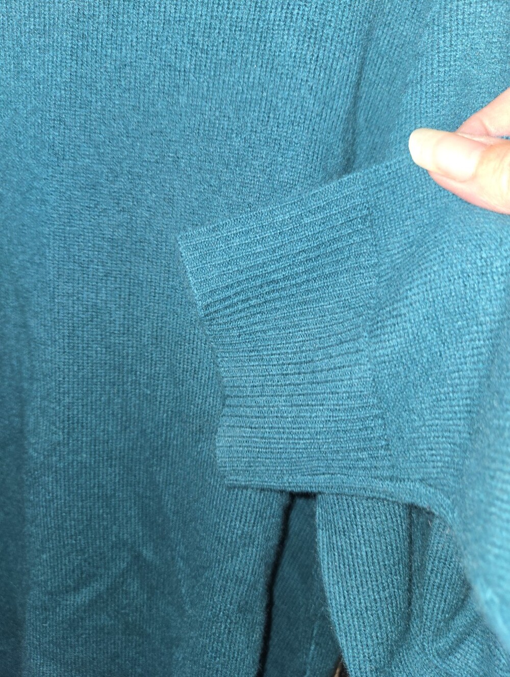 NWOT The Commons 100% Cashmere Peacock Green Sweater Size Large - Picture 3 of 11